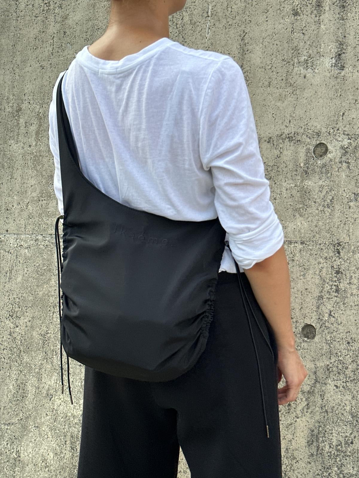 Tasaina - Sac à main souple noir