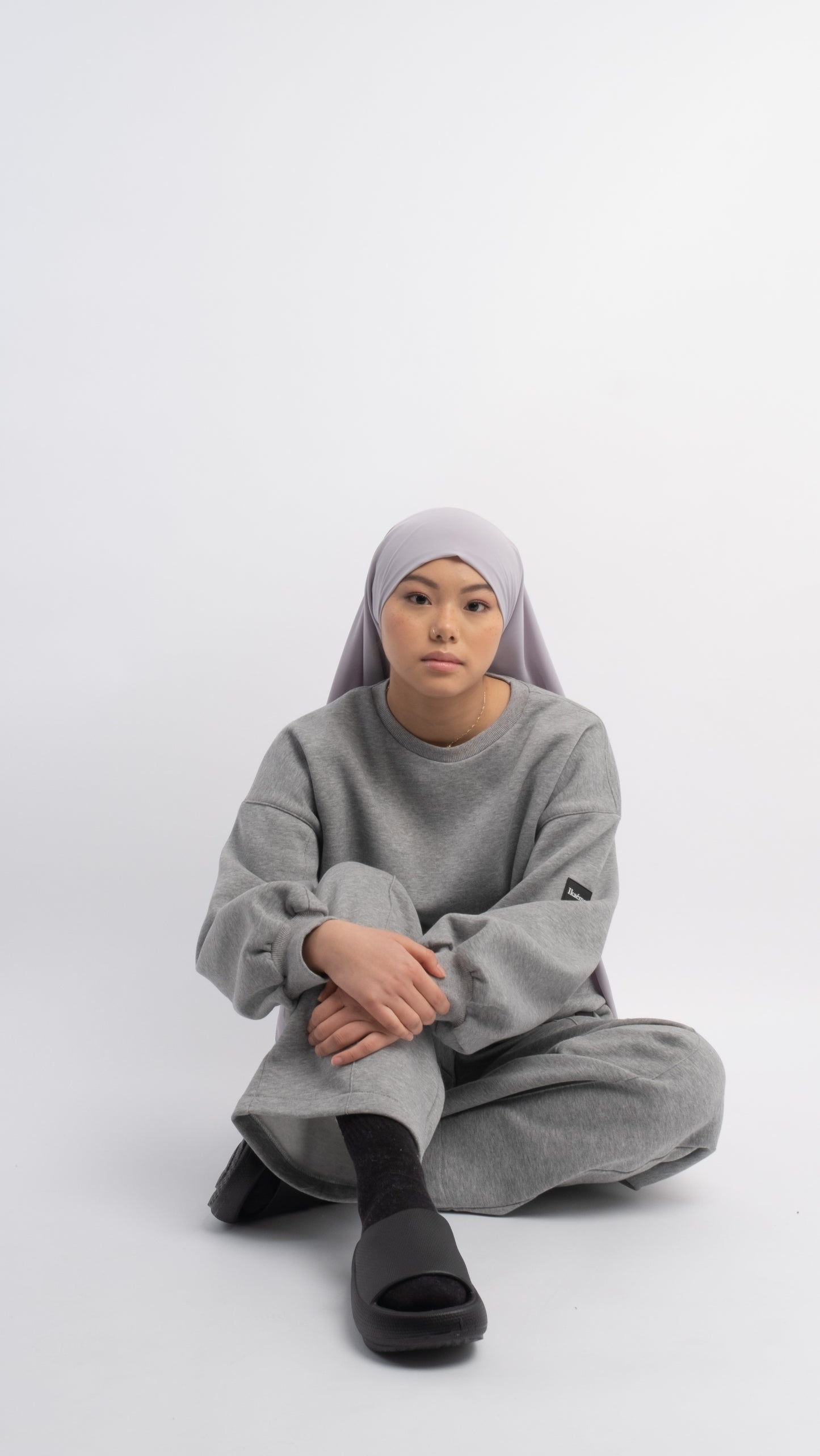Ryōko - Sweatshirt Gris